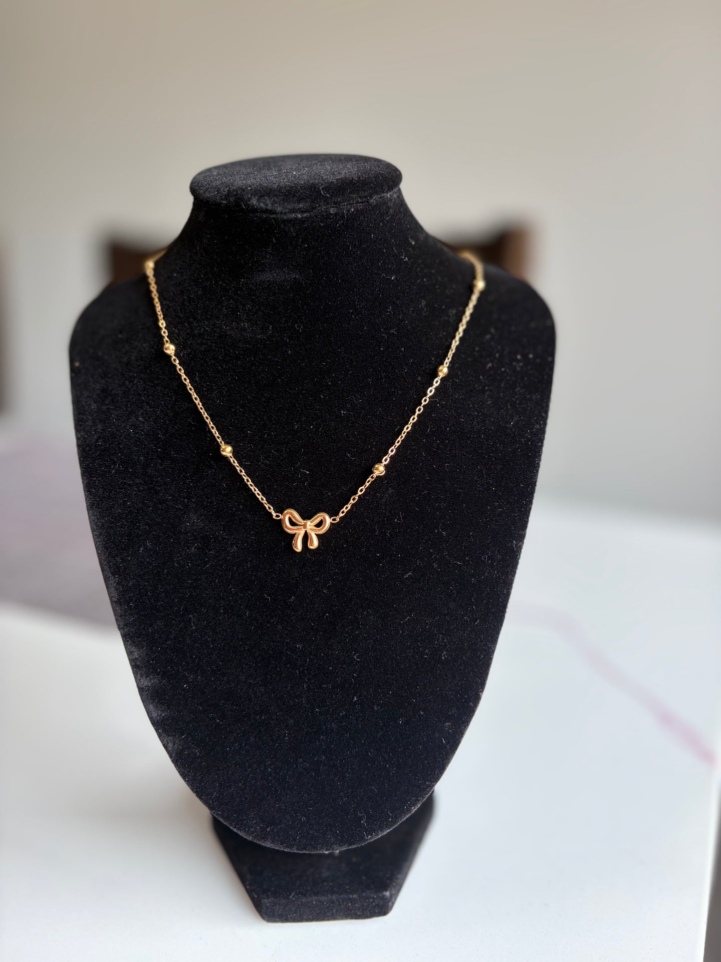 Bow Pendant Necklace